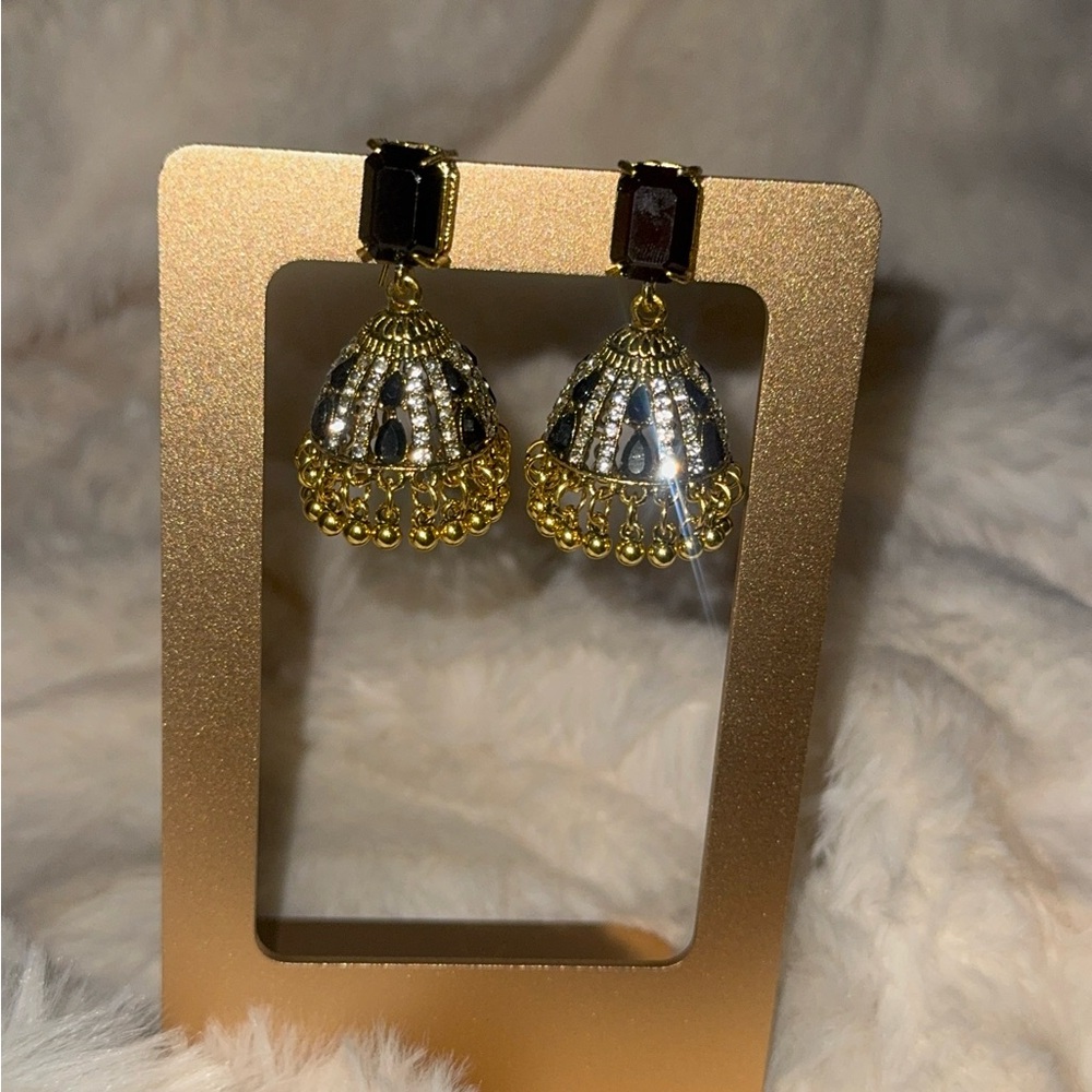 Elegant Gold and black  Jhumka Earrings
